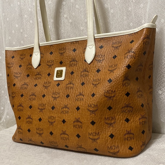 *SOLD*MCM Visetos Zip Top Cognac Brown Coated Canvas Tote - Picture 4 of 17